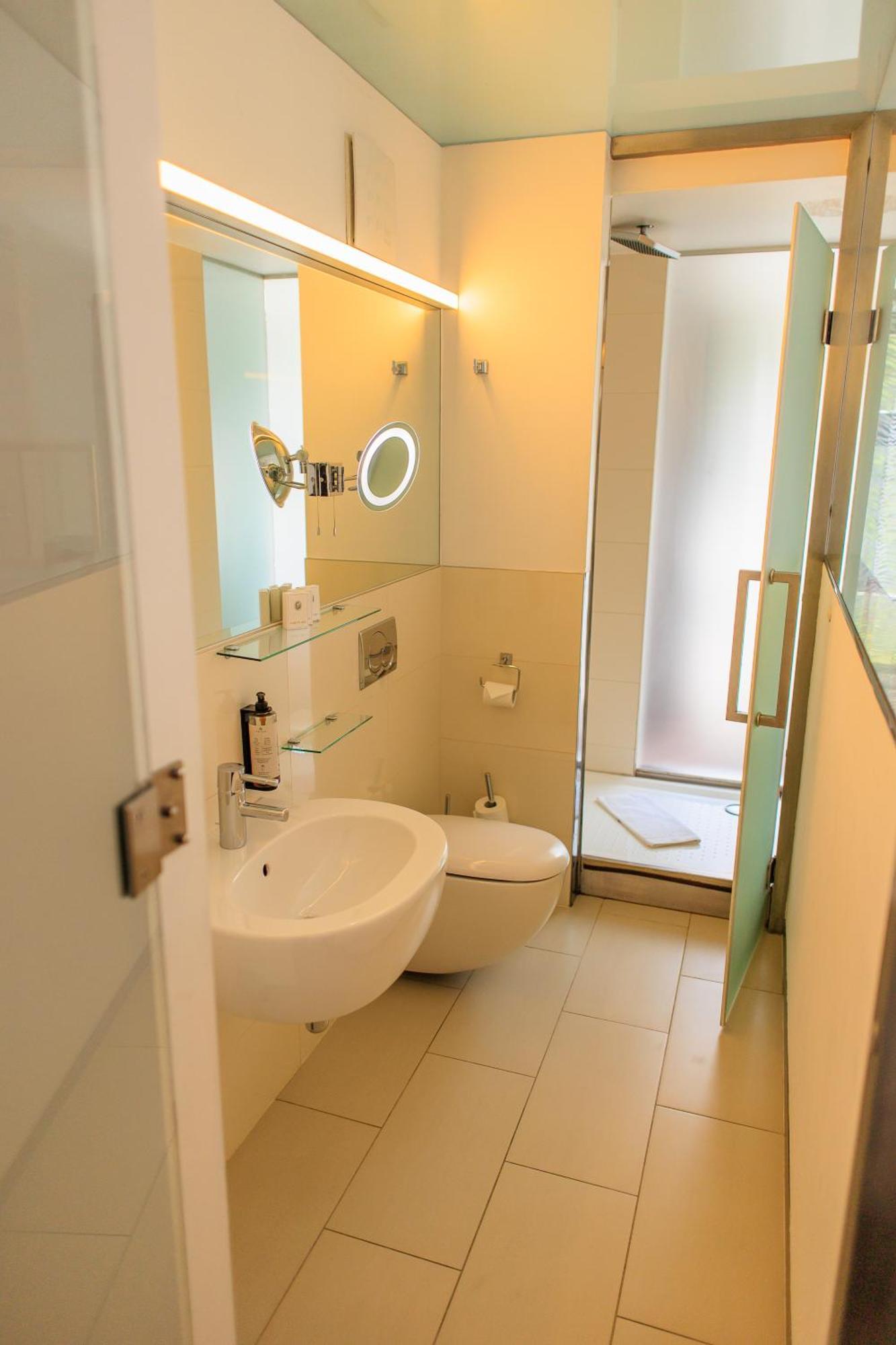 Hotel Villa Necas ชิลินา ภายนอก รูปภาพ